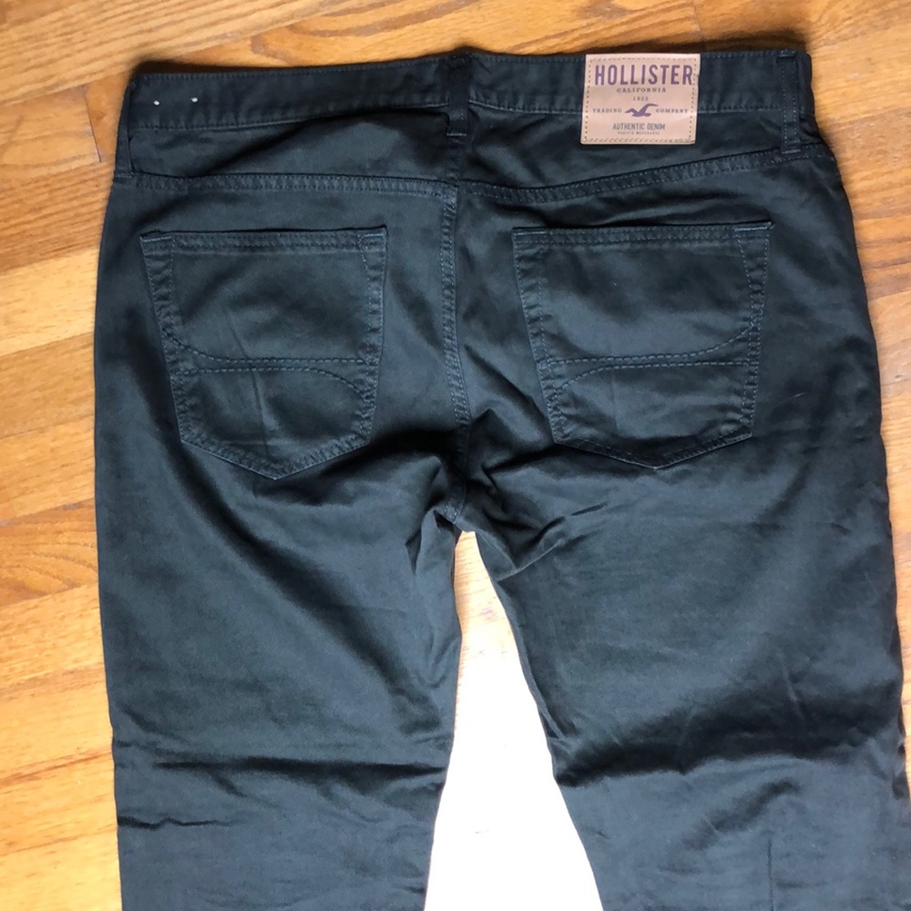 MENS GREEN HOLLISTER CHINO PANTS SIZE 34Wx32L